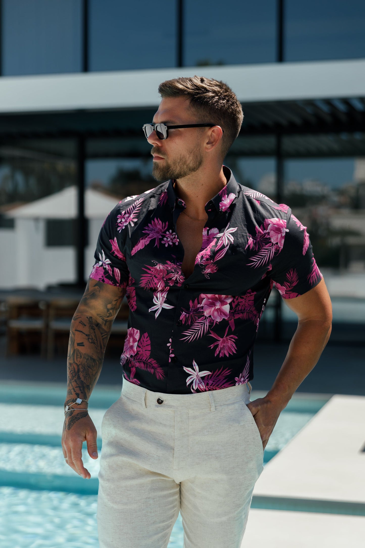 Chic Floral Print Button-Down Shirt in Black and Bright Pink - Perfectly Stretchy for Ultimate Comfort - FS1103