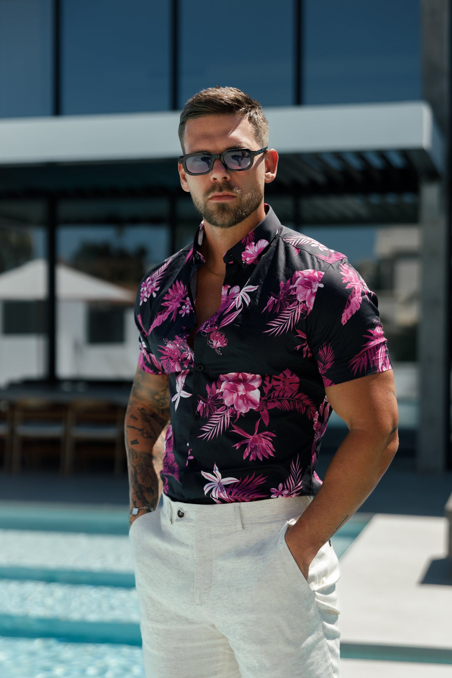 Chic Floral Print Button-Down Shirt in Black and Bright Pink - Perfectly Stretchy for Ultimate Comfort - FS1103