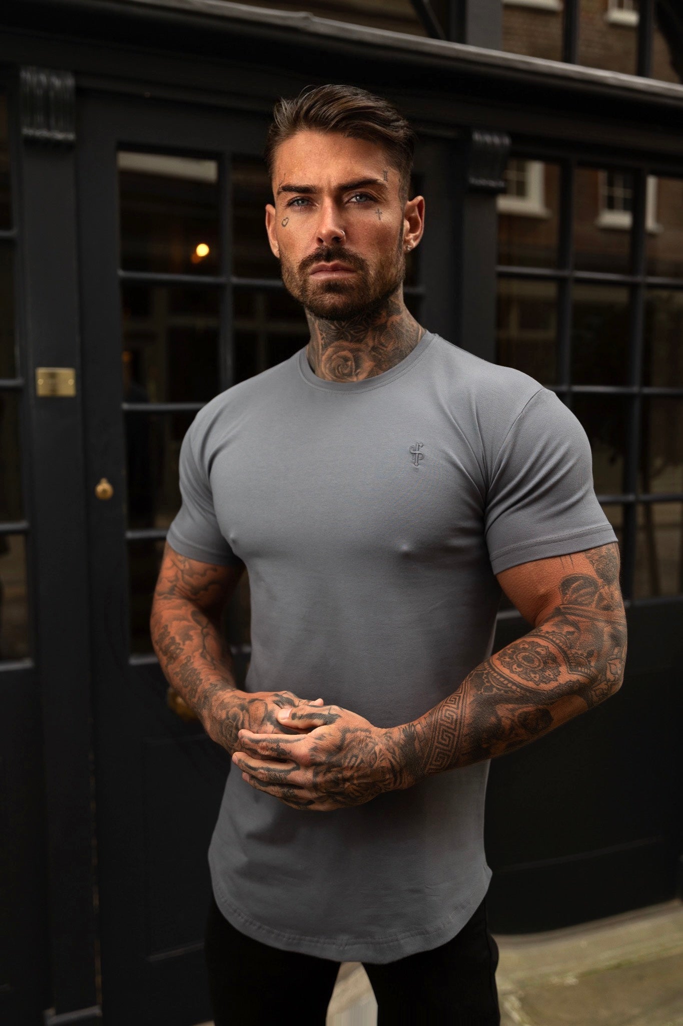 Father Sons Classic Charcoal Curved Hem Crew T-Shirt – Timeless Style with a Modern Twist - FSH993