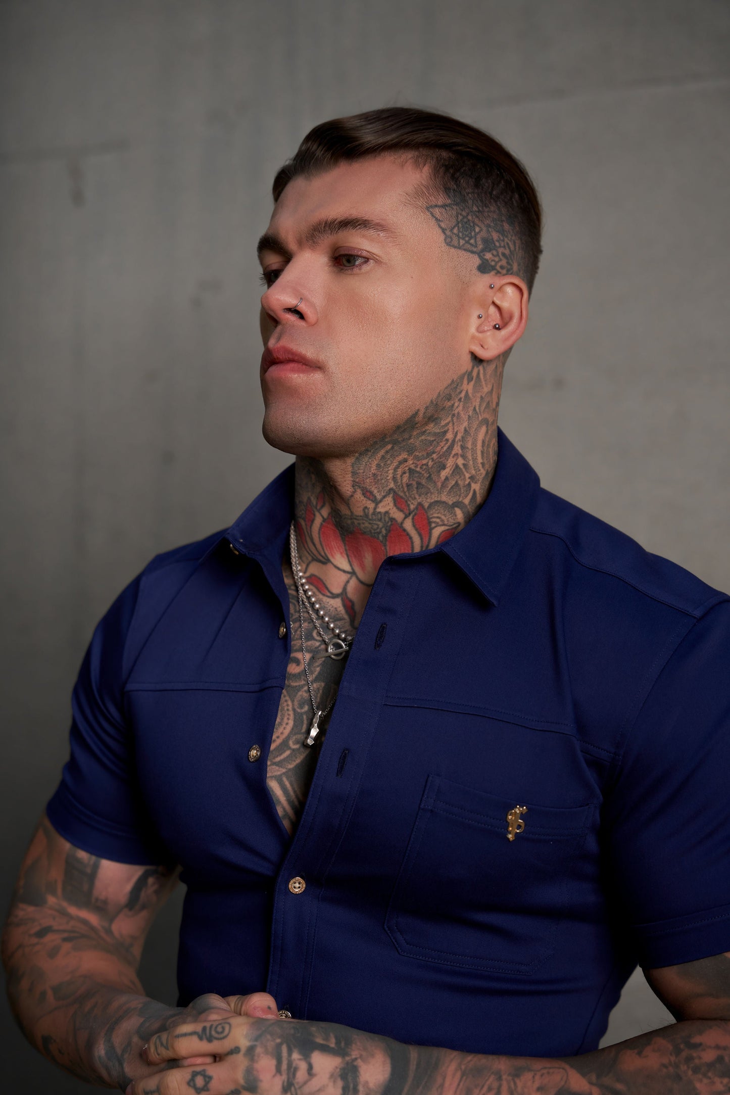 Father Sons Ultra-Sleek Navy Denim Short Sleeve Shirt with Stylish Horizontal Seam and Pocket - FS959