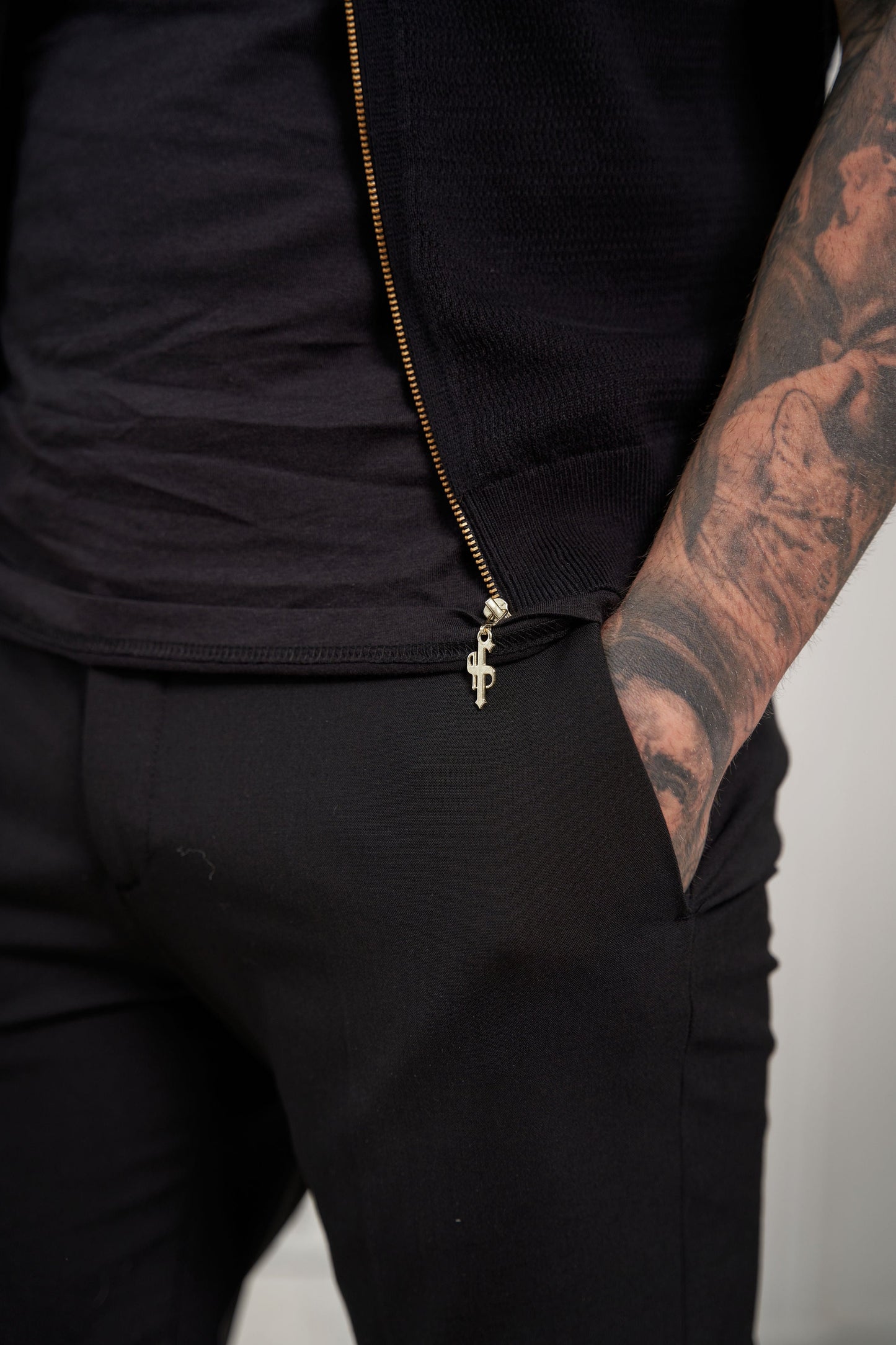 Stylish Black Short Sleeve Zip-Up Knit Sweater with Classic Textured Design - Father Sons Collection - FSN151