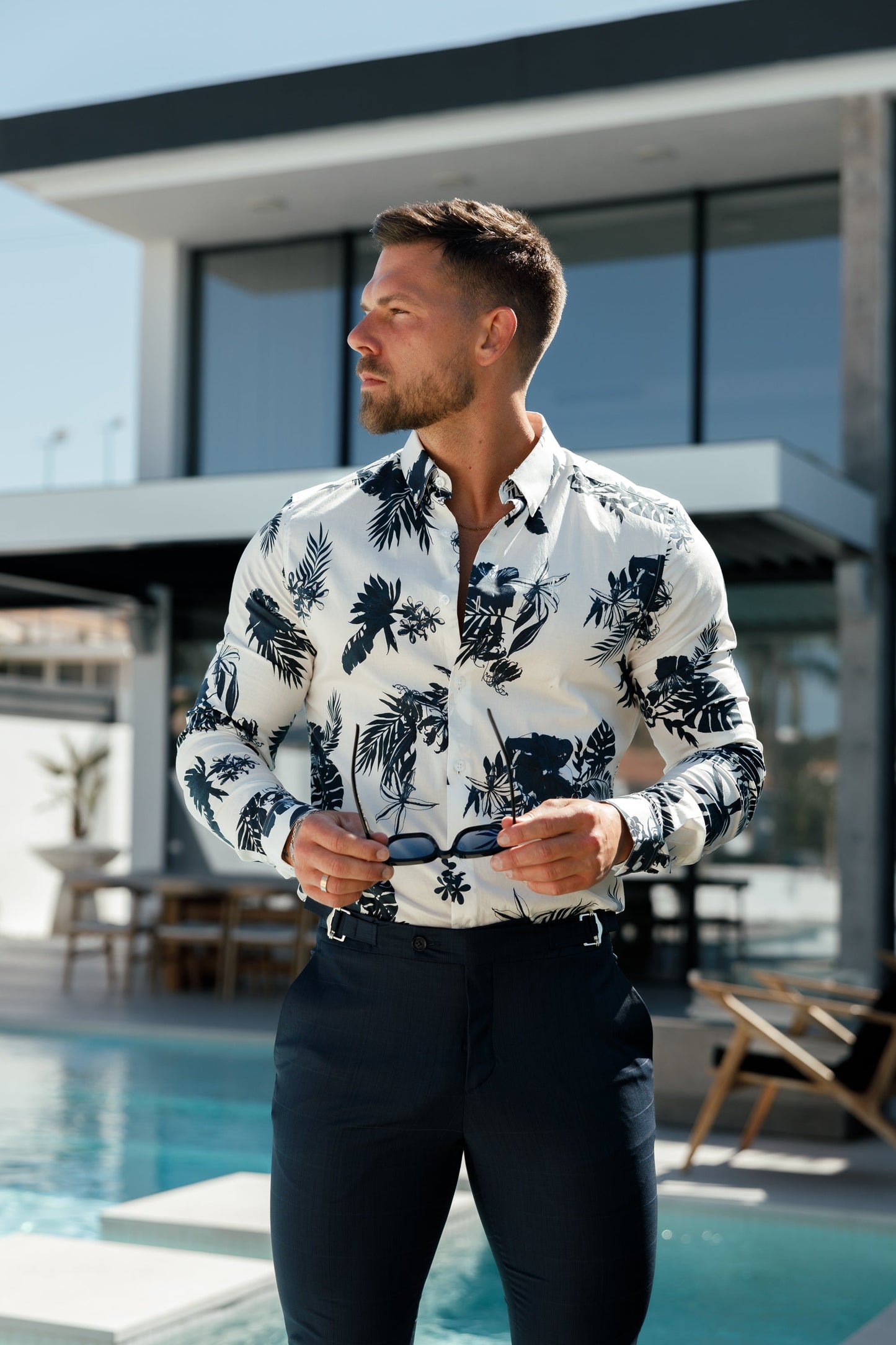 Essential Stretch Long Sleeve Button-Down Shirt in White with Ink Print - FS1100