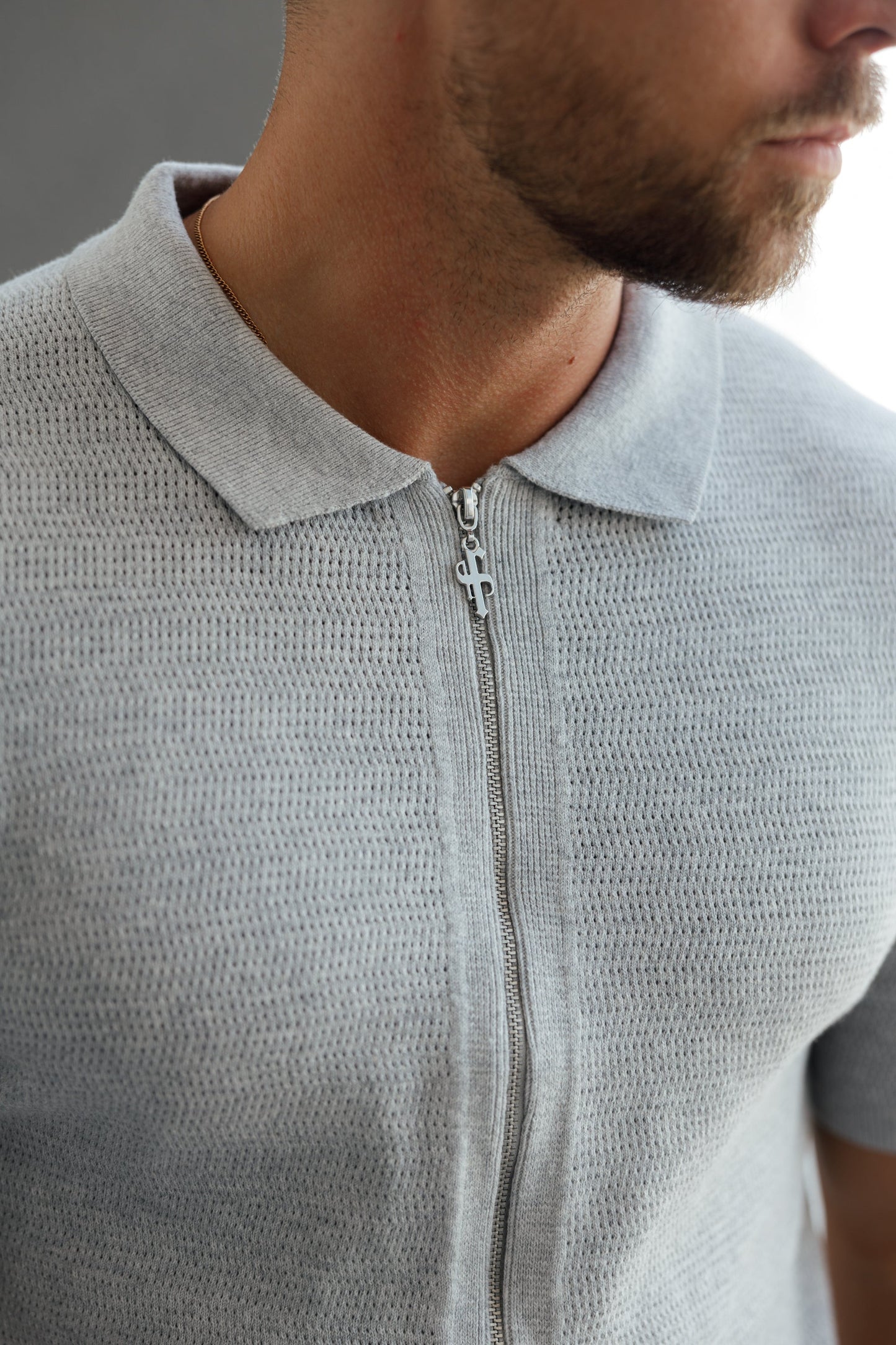 Elevate Your Wardrobe: Father Sons Light Grey Short Sleeve Knit Zip-Up with Chic Textured Design - FSN154