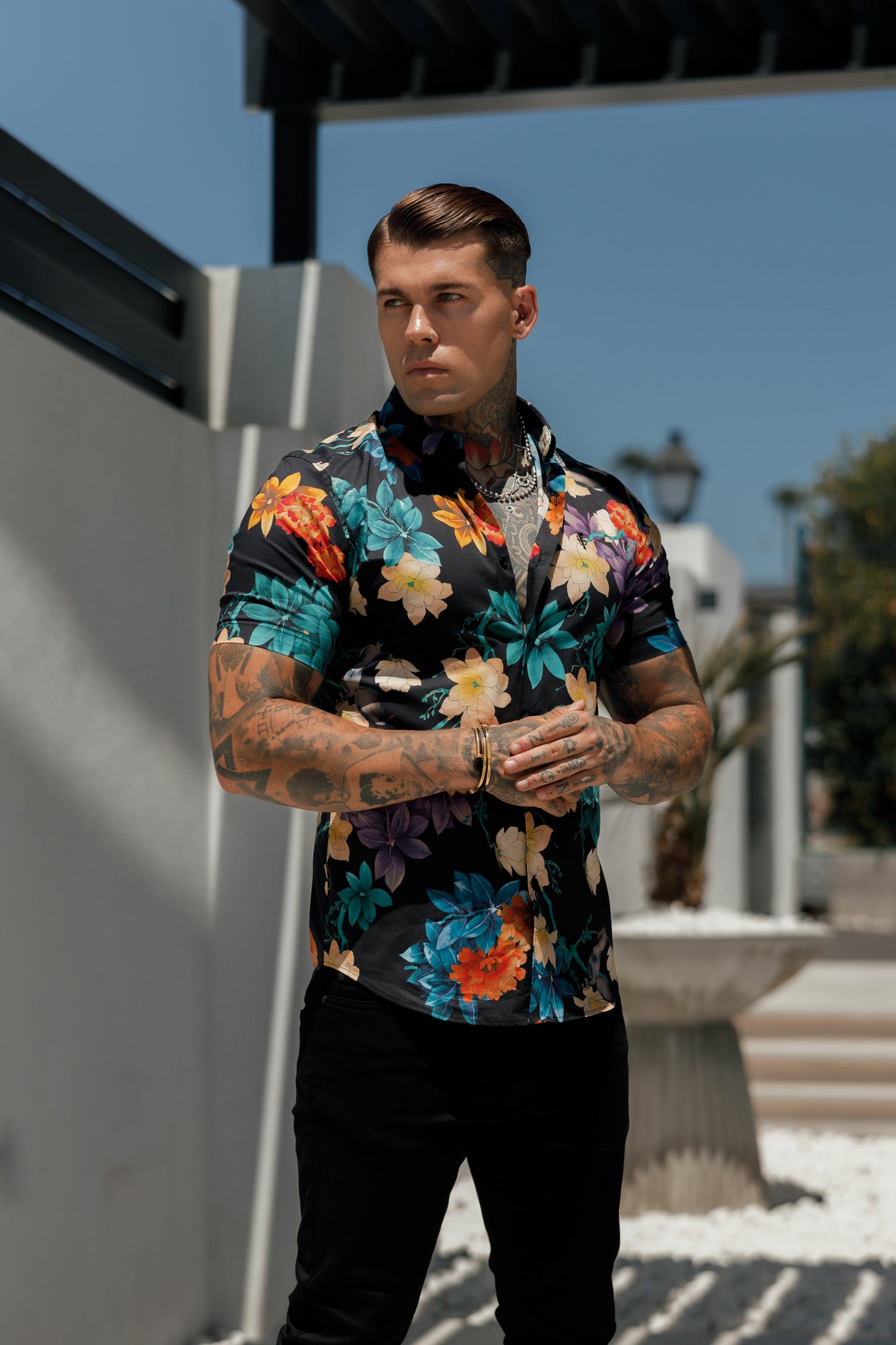 Chic Stretch Short Sleeve Black Floral Print Button-Down Shirt - FS1104