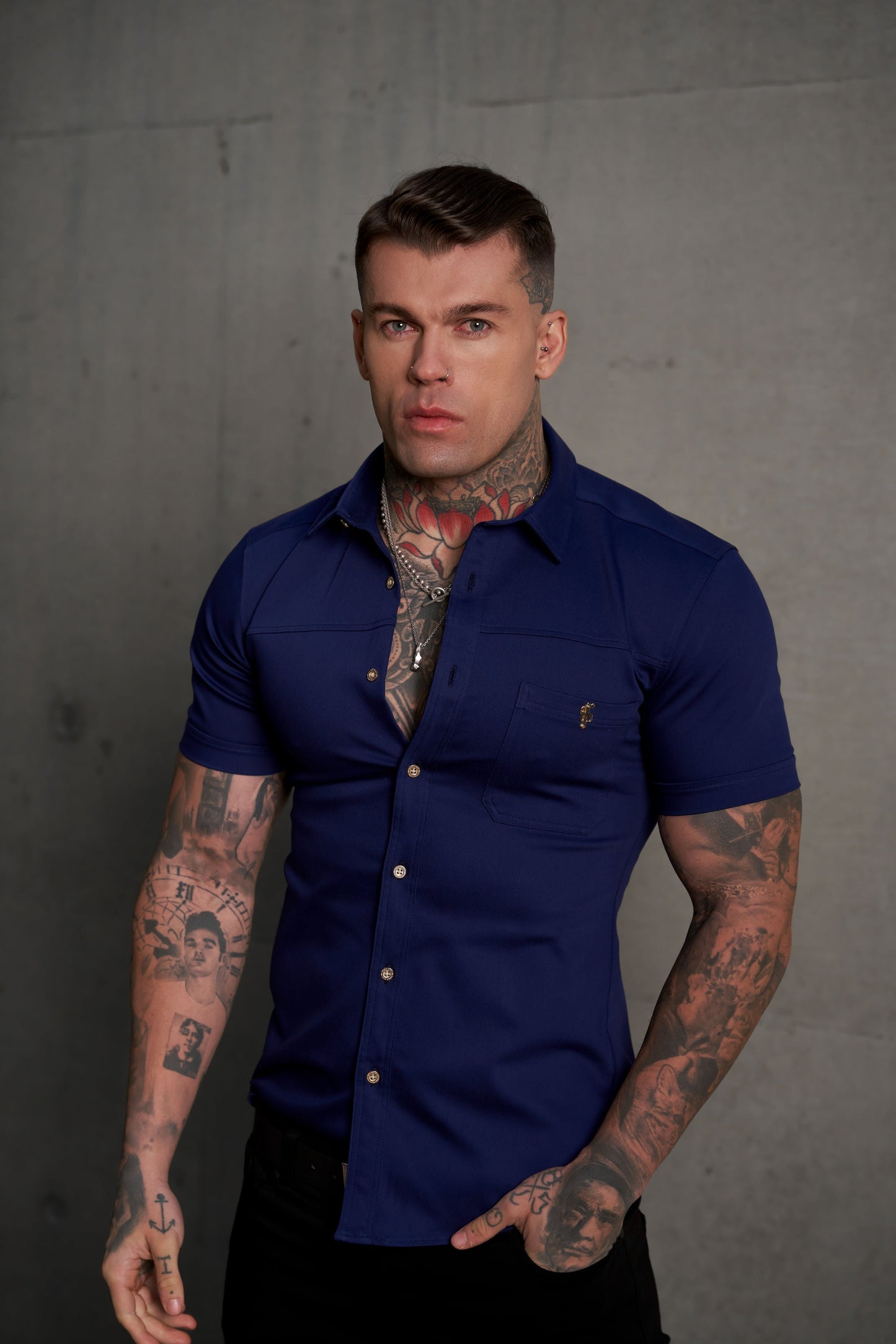 Father Sons Ultra-Sleek Navy Denim Short Sleeve Shirt with Stylish Horizontal Seam and Pocket - FS959