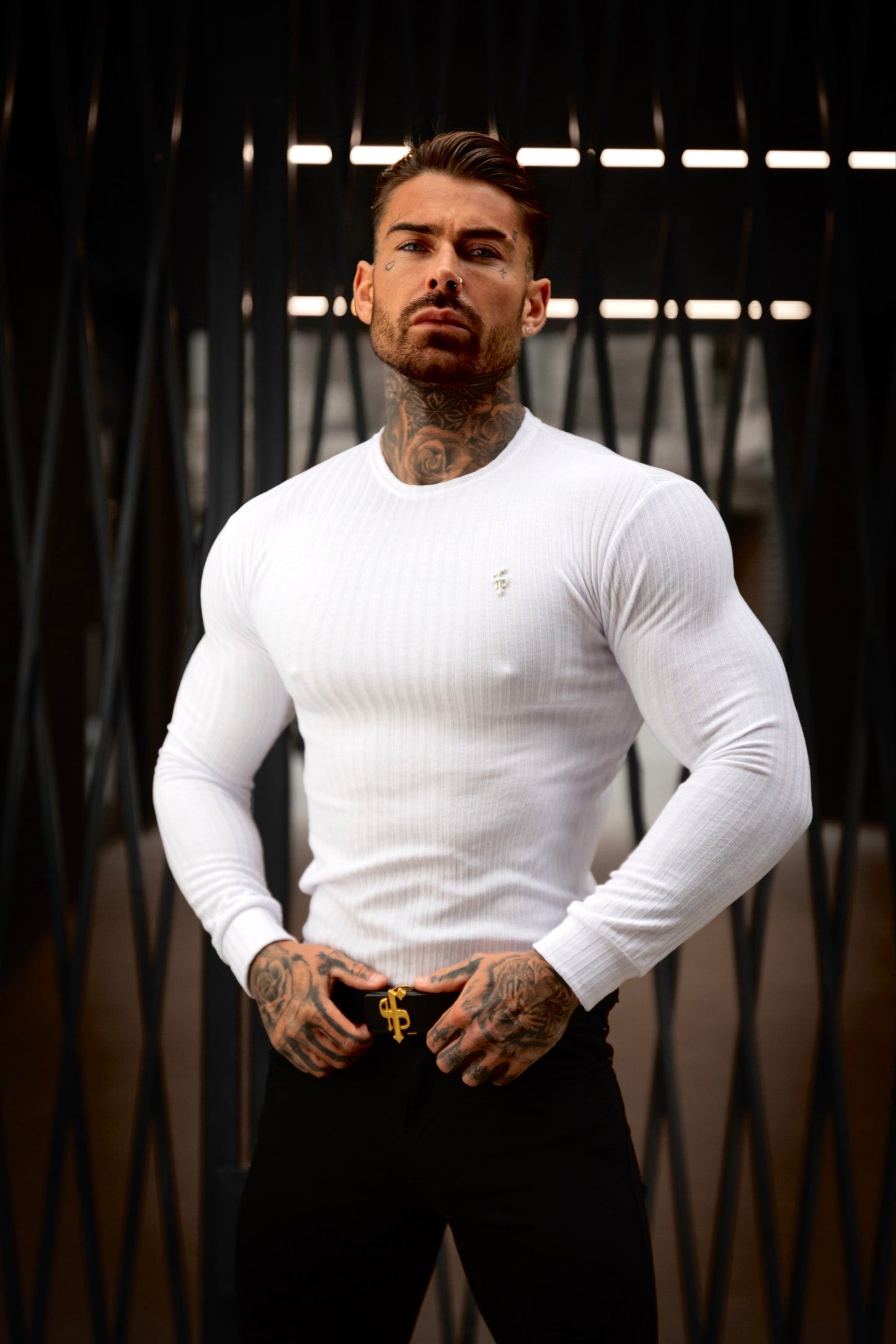 Elevate Your Wardrobe with the Father Sons Classic White Ribbed Knit Jumper Featuring a Stylish Silver Metal Emblem - FSH943