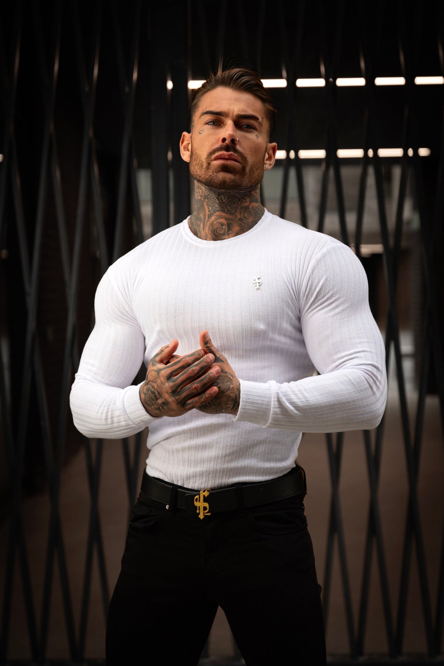 Elevate Your Wardrobe with the Father Sons Classic White Ribbed Knit Jumper Featuring a Stylish Silver Metal Emblem - FSH943