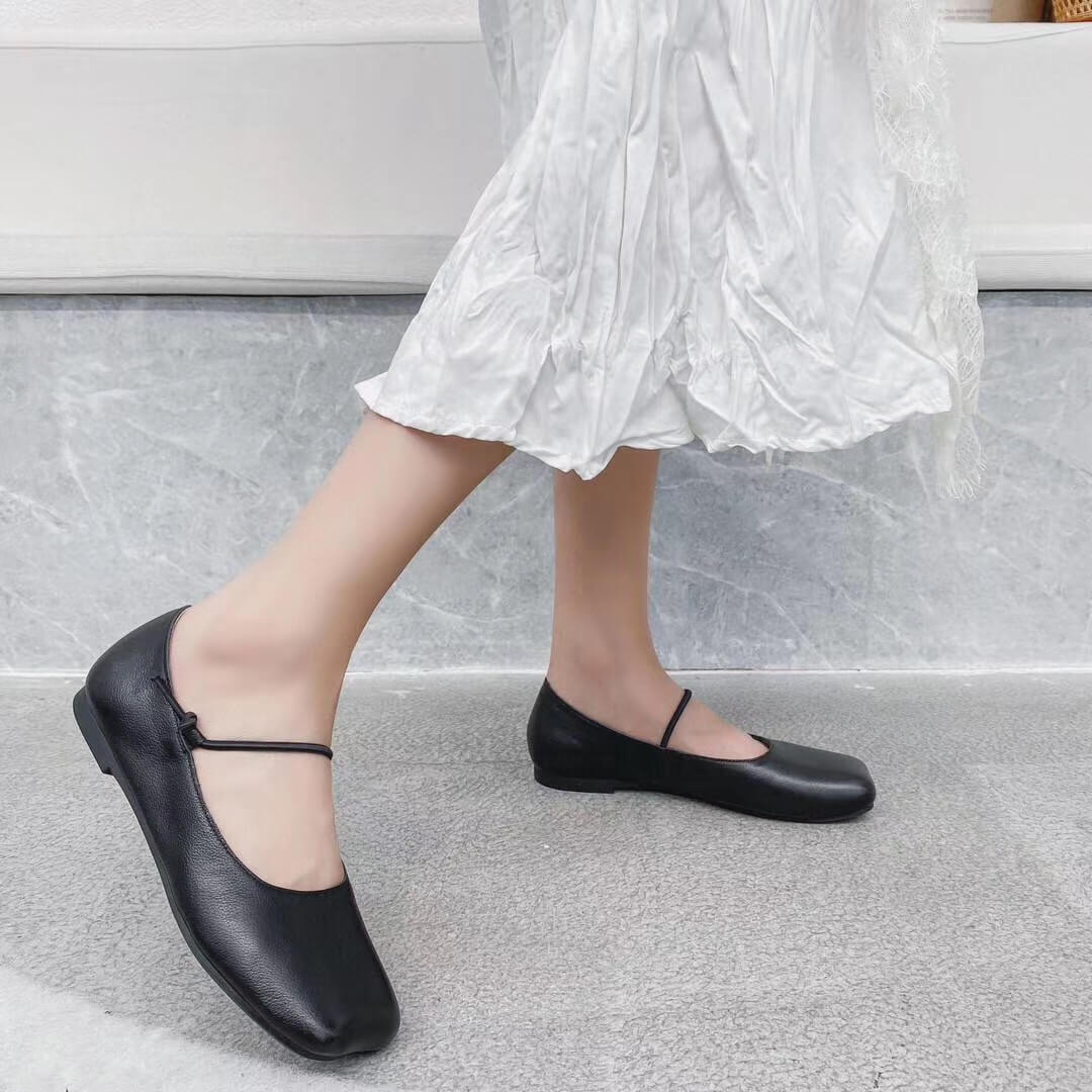 SQUARE TOE FLAT