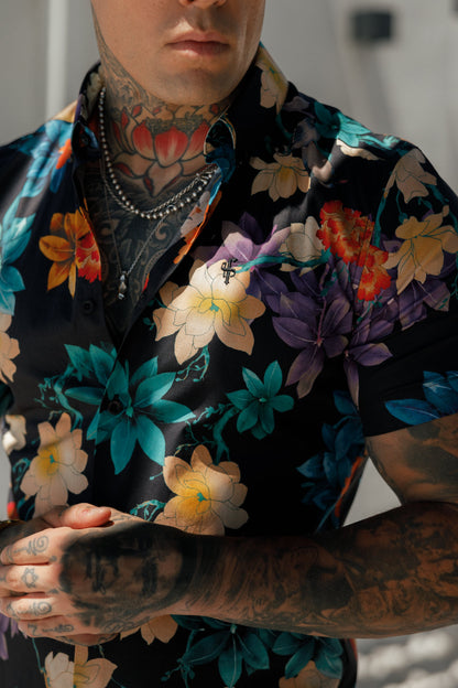 Chic Stretch Short Sleeve Black Floral Print Button-Down Shirt - FS1104
