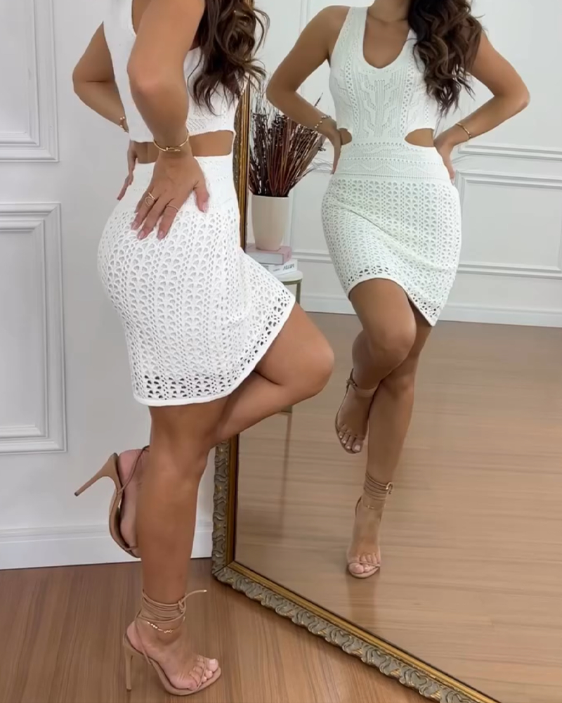 Solid Color Waist-Exposed Hip-Wrapped Dress  (Pre-Sale)