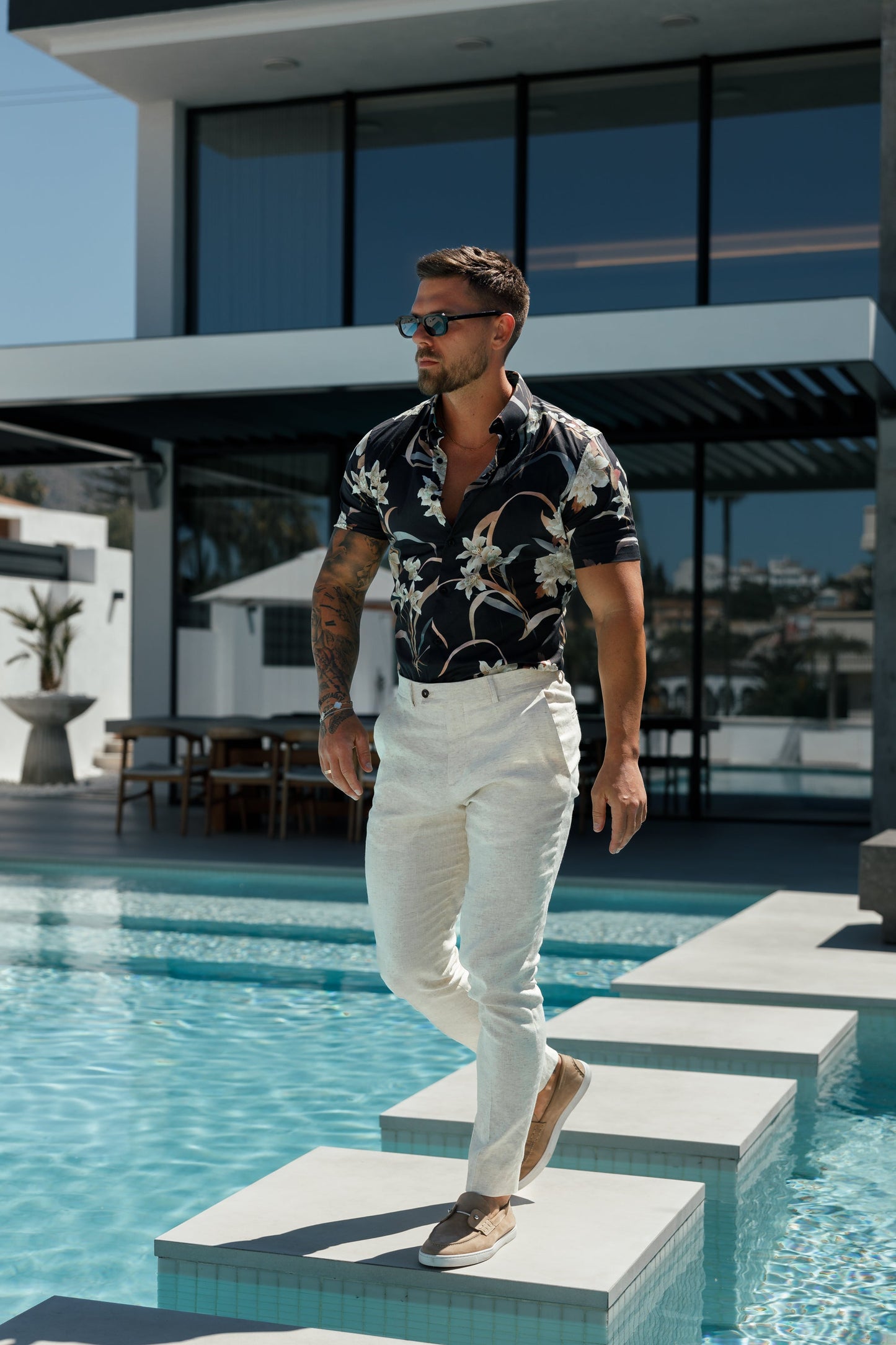 Timeless Stretch Short Sleeve Black Oriental Print Button-Up Shirt - FS1108