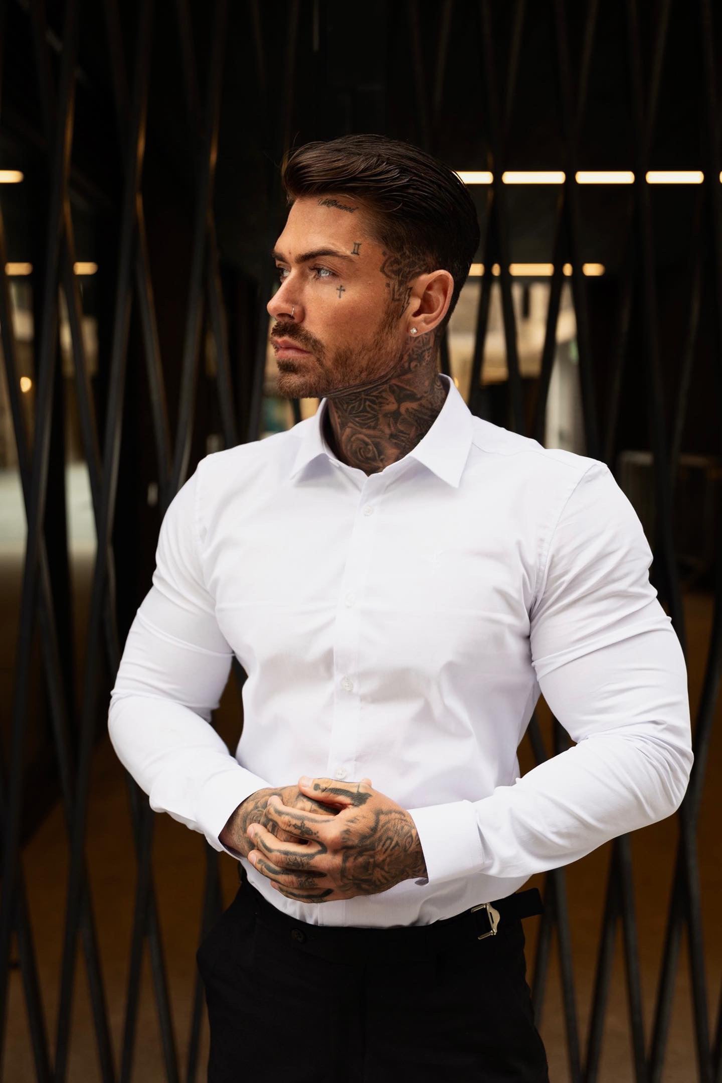 Sleek Father Sons Super Slim White Long Sleeve Stretch Shirt with Back Box Pleat and Stylish Side Seam Detail - FS945