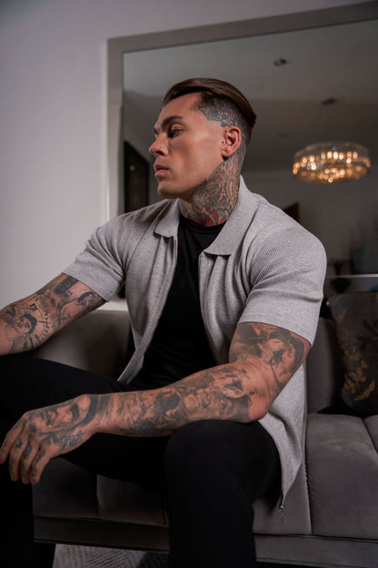 Elevate Your Wardrobe: Father Sons Light Grey Short Sleeve Knit Zip-Up with Chic Textured Design - FSN154