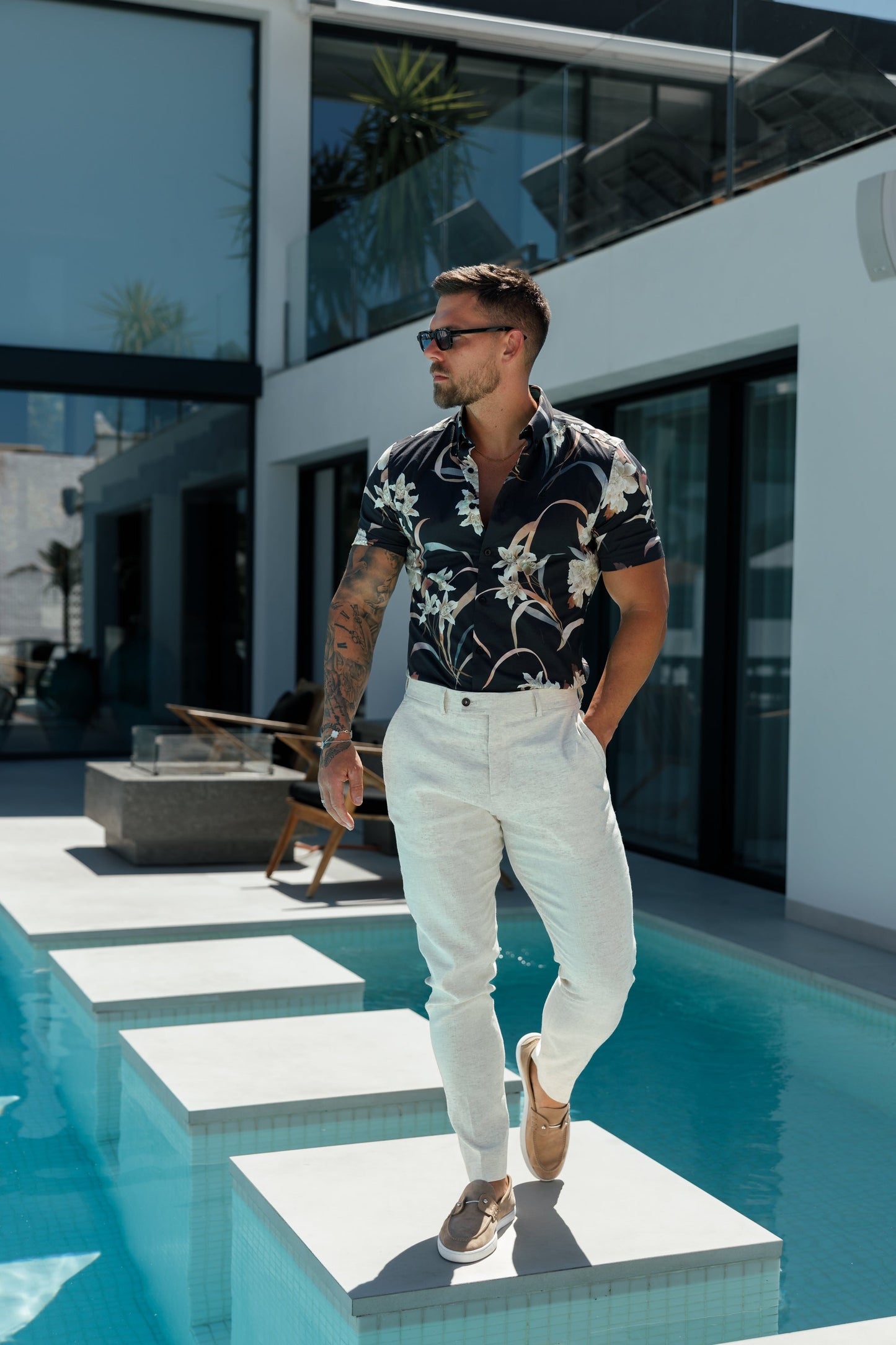 Timeless Stretch Short Sleeve Black Oriental Print Button-Up Shirt - FS1108