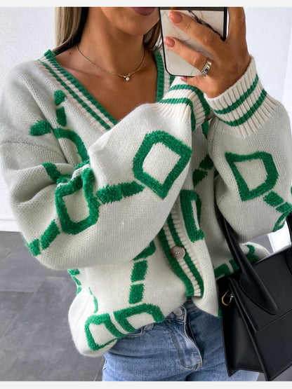 High Contrast Knit Cardigan - Stylish V-Neck